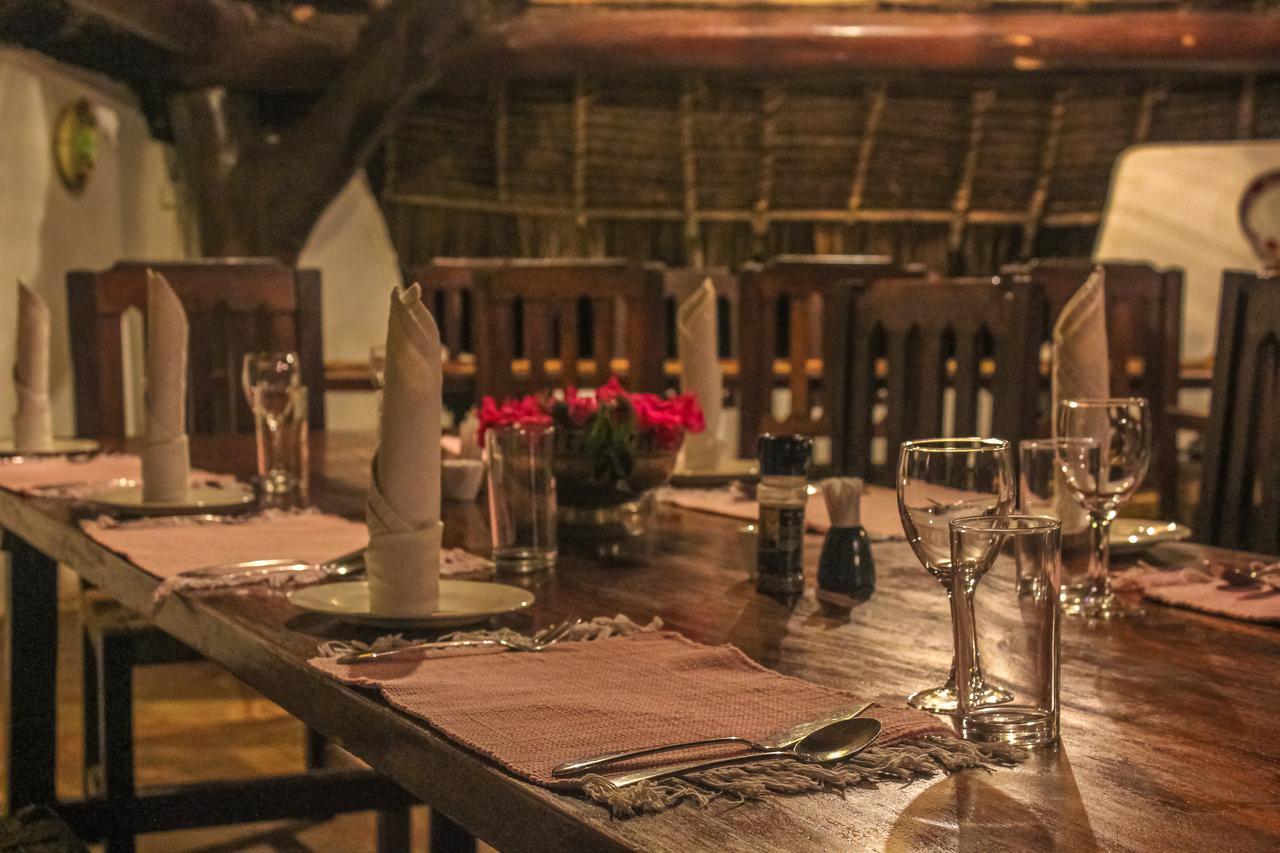 Mikoko Cove Ecolodge Funzi Екстериор снимка