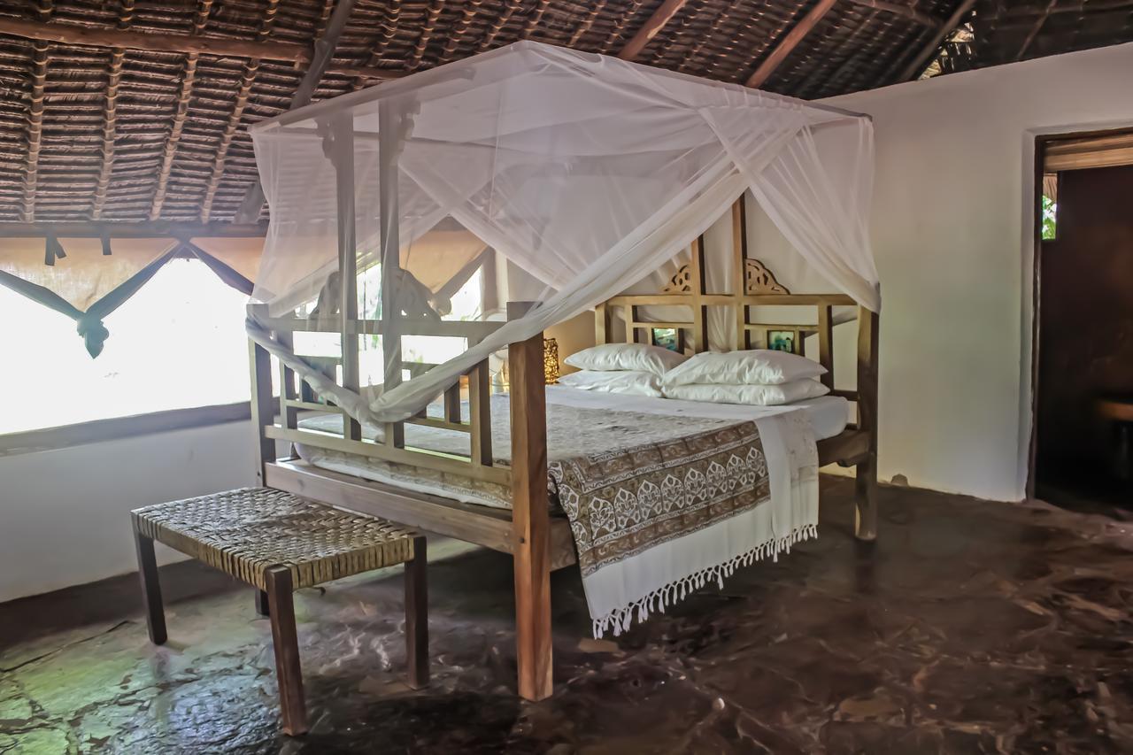 Mikoko Cove Ecolodge Funzi Екстериор снимка