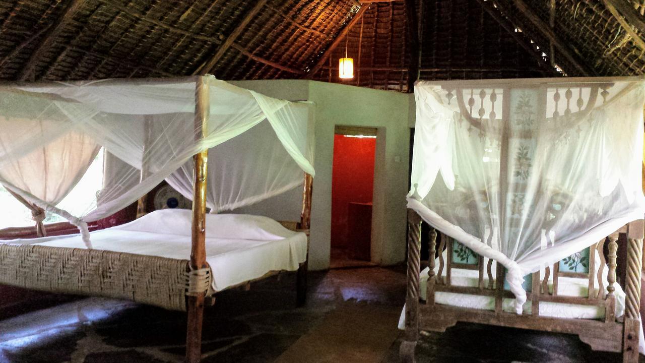 Mikoko Cove Ecolodge Funzi Екстериор снимка